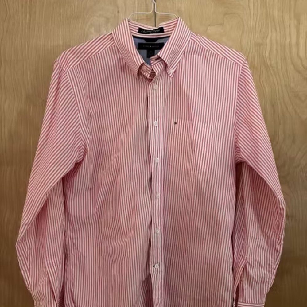 Tommy Hilfiger red poplin button up dress shirt Medium M
